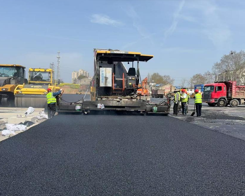 一“铺”到位 停车不难